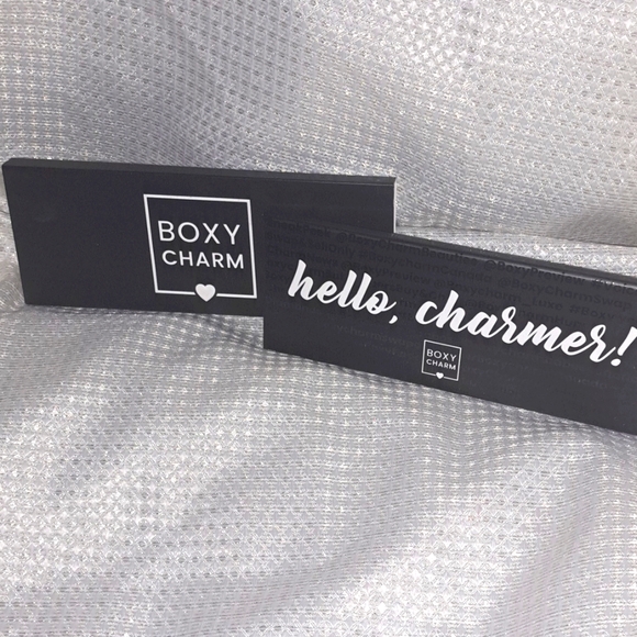 HELLO CHARMER By Boxycharm - Picture 1 of 3